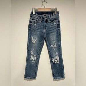 Judy Blue Distressed Denim Skinny Fit Capri